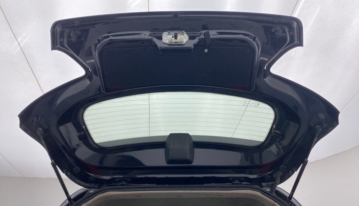 2018 Mahindra KUV 100 NXT K8 D 6 STR, Diesel, Manual, 55,751 km, Boot Door Open