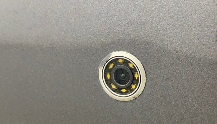 2015 Hyundai Eon MAGNA +, CNG, Manual, 1,38,738 km, Parking Camera