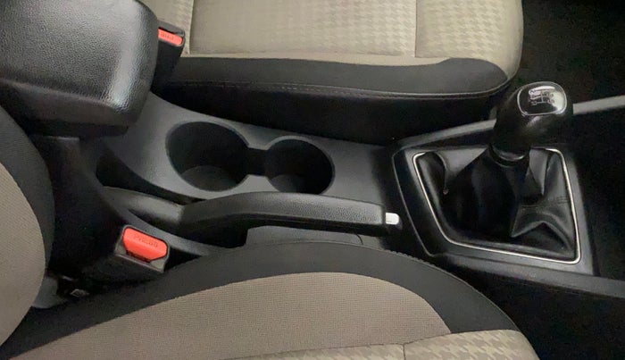 2018 Hyundai Elite i20 MAGNA EXECUTIVE 1.2, Petrol, Manual, 57,854 km, Gear Lever