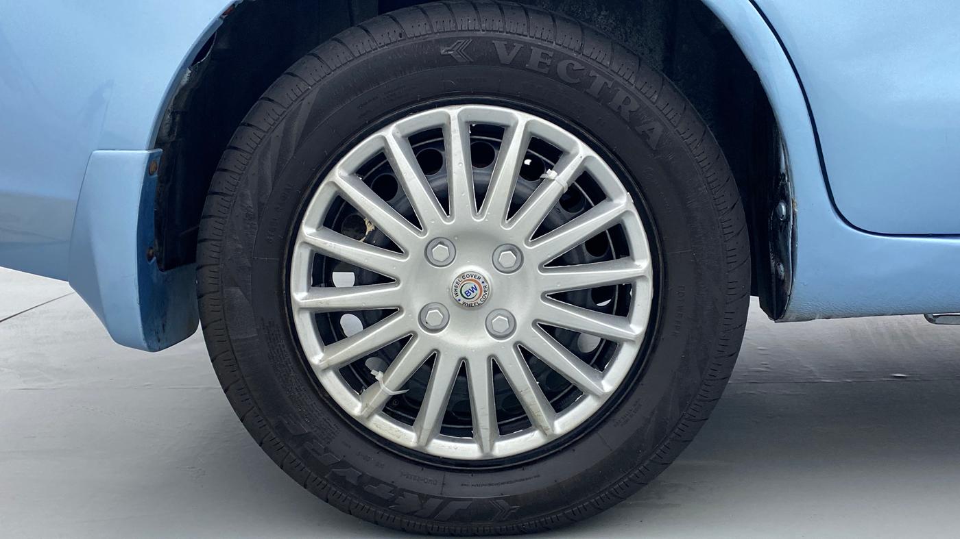 2013 Maruti Ertiga VDI ABS, Diesel, Manual, 1,05,870 km, Right Rear Wheel