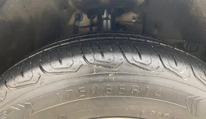 2014 Honda Amaze 1.5L I-DTEC VX, Diesel, Manual, 93,229 km, Right Front Tyre Tread