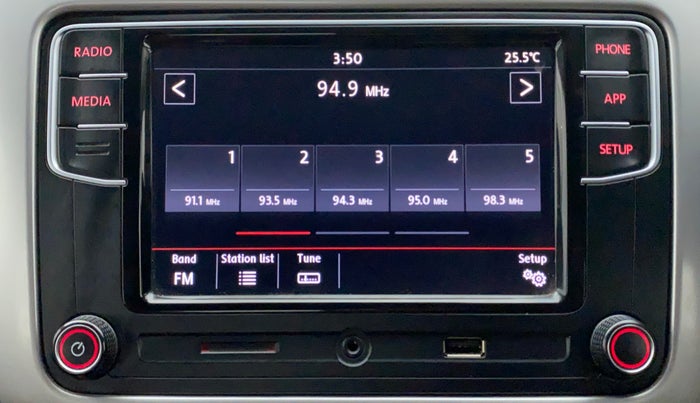 2017 Volkswagen Polo HIGHLINE1.2L, Petrol, Manual, 49,118 km, Infotainment System