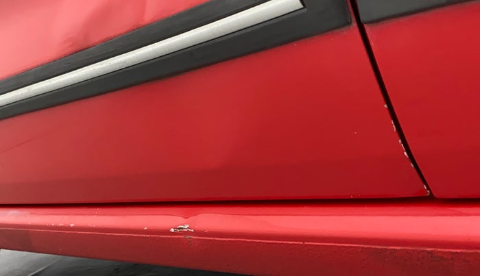 2017 Volkswagen Polo HIGHLINE1.2L, Petrol, Manual, 49,118 km, Left running board - Minor scratches
