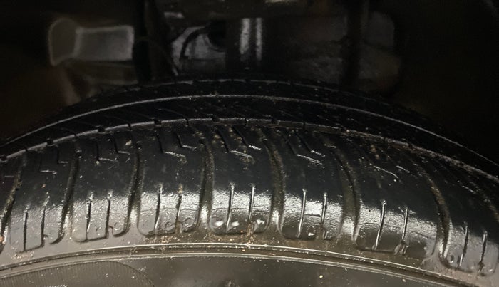 2023 Tata Tiago XT PETROL, Petrol, Manual, 51,332 km, Left Front Tyre Tread