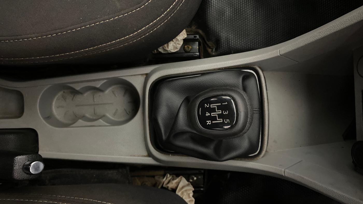 2023 Tata Tiago XT PETROL, Petrol, Manual, 51,332 km, Gear Lever
