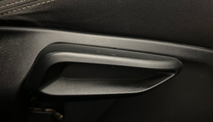 2023 Tata Tiago XT PETROL, Petrol, Manual, 51,332 km, Driver Side Adjustment Panel