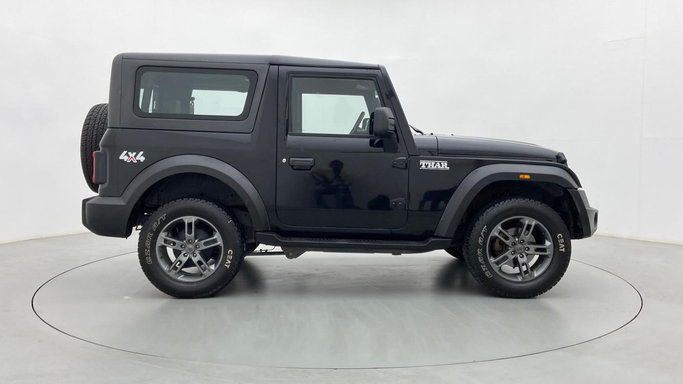 2021 Mahindra Thar LX PETROL HT 4WD AT, Petrol, Automatic, 45,751 km, Right Side View