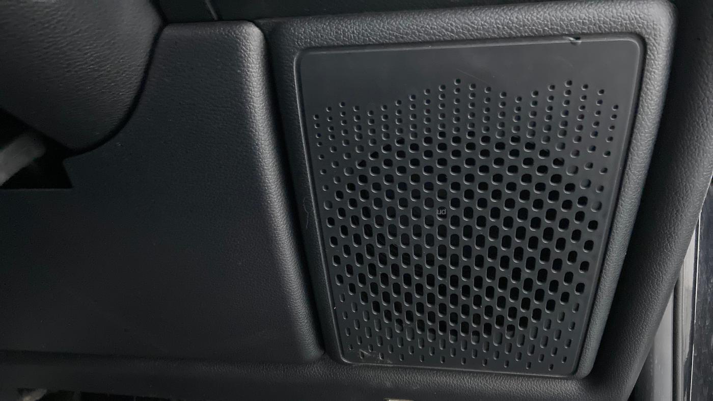 2021 Mahindra Thar LX PETROL HT 4WD AT, Petrol, Automatic, 45,751 km, Speaker