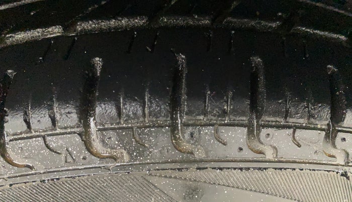 2019 Datsun Redi Go S 1.0 AMT, Petrol, Automatic, 27,599 km, Left Front Tyre Tread