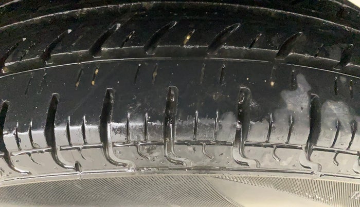 2019 Datsun Redi Go S 1.0 AMT, Petrol, Automatic, 27,599 km, Left Rear Tyre Tread