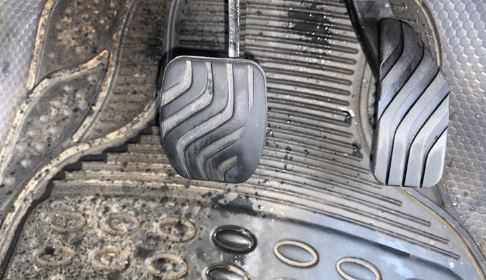 2019 Datsun Redi Go S 1.0 AMT, Petrol, Automatic, 27,599 km, Pedals