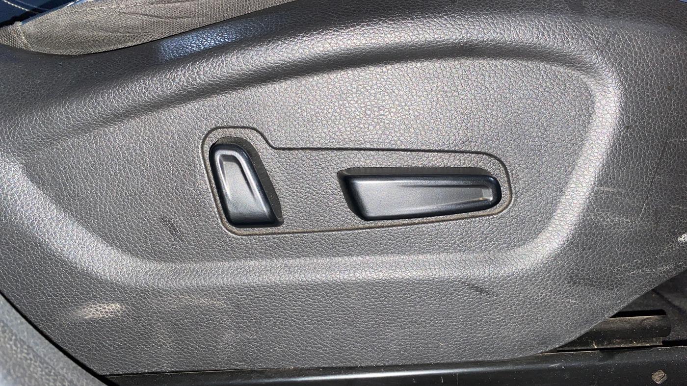 2021 KIA SELTOS X LINE 1.4 PETROL DCT, Petrol, Automatic, 47,881 km, Driver Side Adjustment Panel