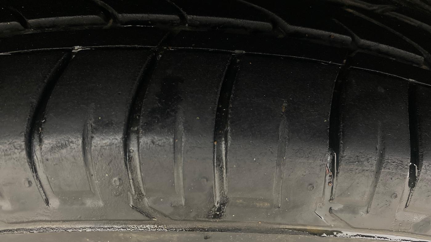 2018 Hyundai Creta SX PLUS AT 1.6 PETROL, Petrol, Automatic, 84,456 km, Right Rear Tyre Tread