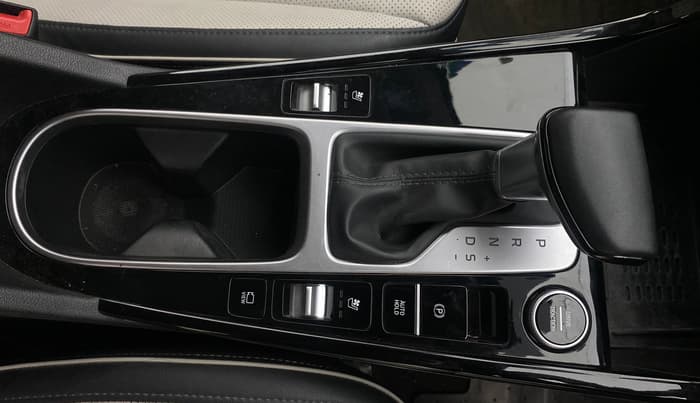 2023 Hyundai Creta SX (O) IVT 1.5 PETROL, Petrol, Automatic, 15,445 km, Gear Lever