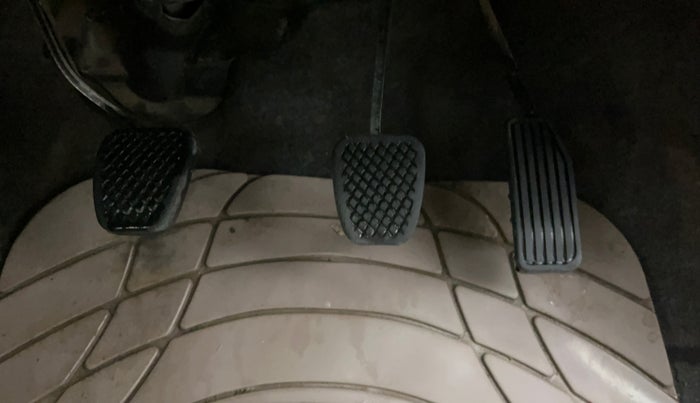 2017 Honda Amaze 1.2L I-VTEC S, Petrol, Manual, 20,570 km, Pedals