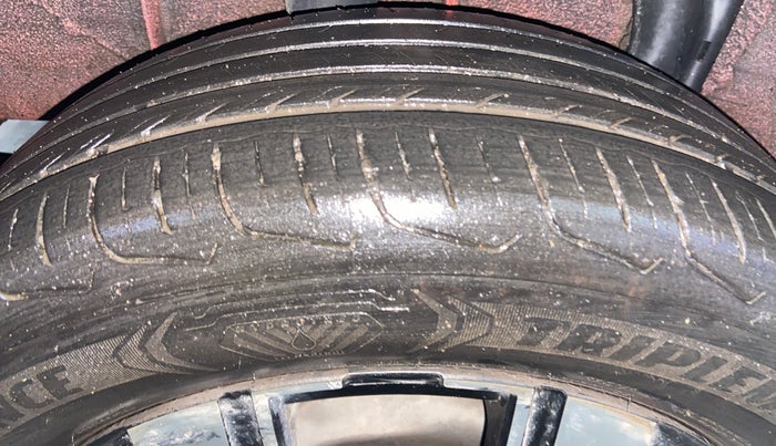 2022 Renault Kiger RXZ MT, Petrol, Manual, 64,522 km, Right Rear Tyre Tread