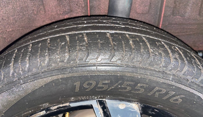 2022 Renault Kiger RXZ MT, Petrol, Manual, 64,522 km, Left Rear Tyre Tread