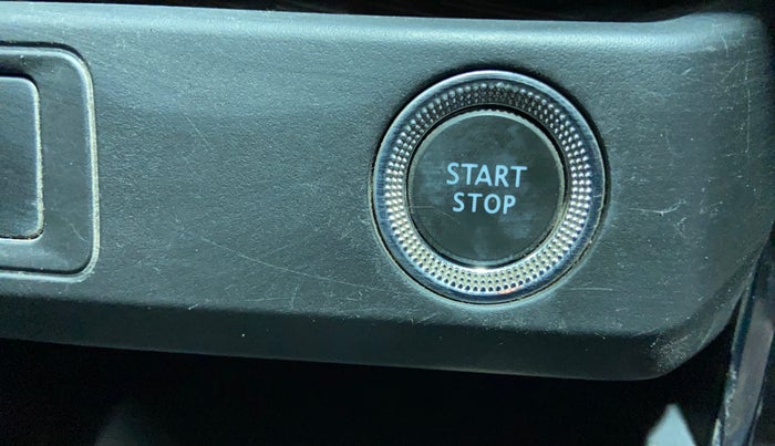 2022 Renault Kiger RXZ MT, Petrol, Manual, 64,522 km, Keyless Start/ Stop Button