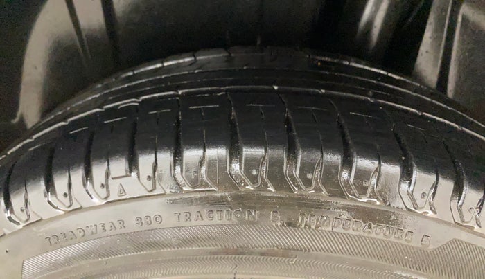 2021 Maruti XL6 ZETA MT, Petrol, Manual, 75,754 km, Left Rear Tyre Tread