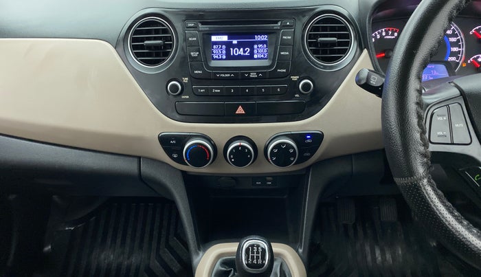 2016 Hyundai Grand i10 ASTA 1.2 (O) VTVT, Petrol, Manual, 39,995 km, Air Conditioner