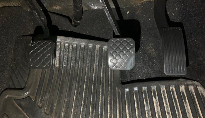 2021 MG HECTOR PLUS SHARP 1.5 PETROL TURBO HYBRID MT 6-STR, Petrol, Manual, 27,438 km, Pedals