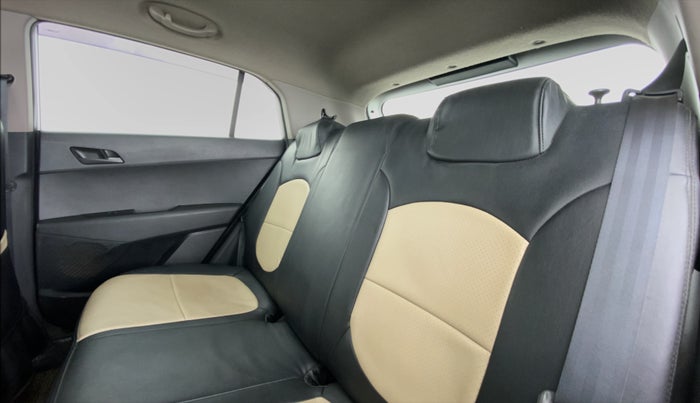 2017 Hyundai Creta 1.6 E + VTVT, Petrol, Manual, 81,119 km, Right Side Rear Door Cabin