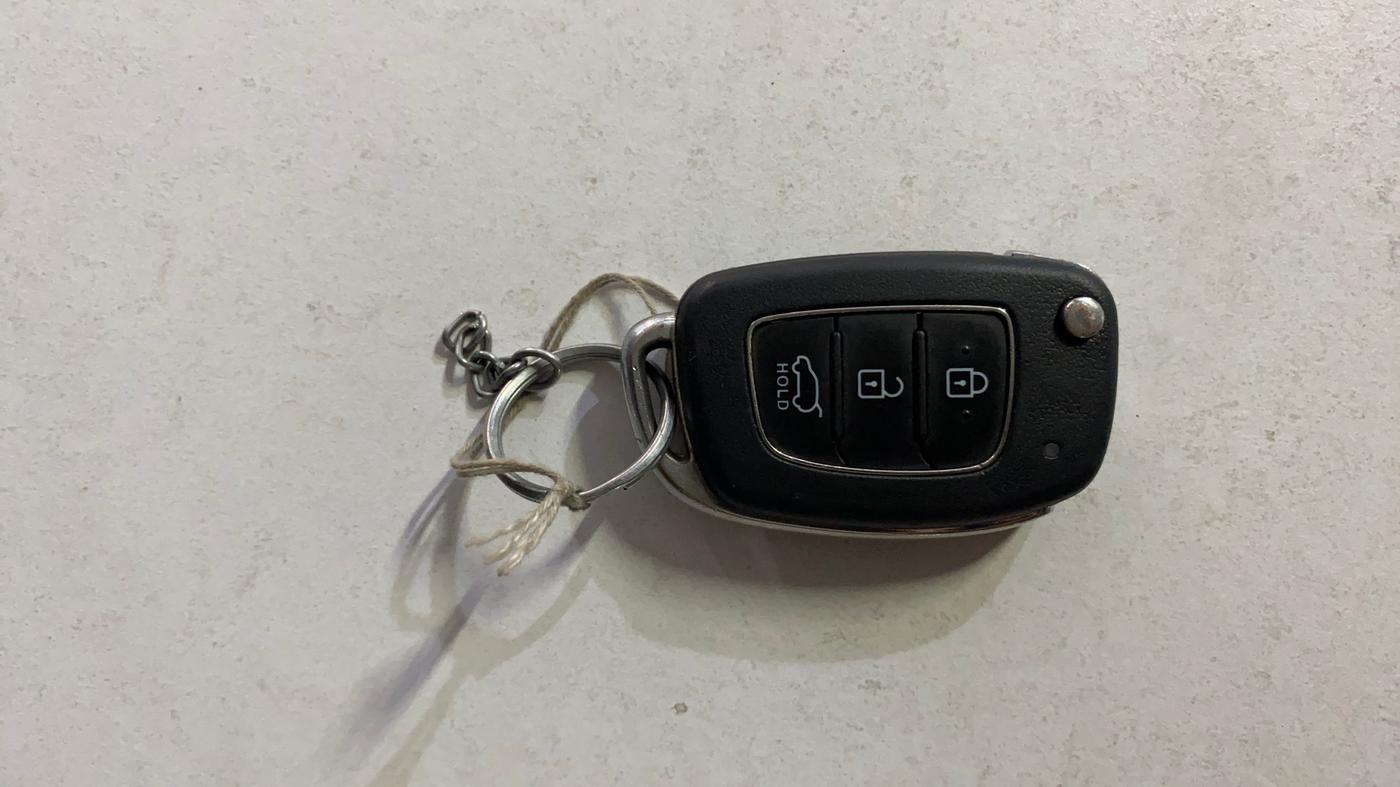 2021 Hyundai VENUE SX 1.0 TURBO IMT, Petrol, Manual, 83,029 km, Key Close Up