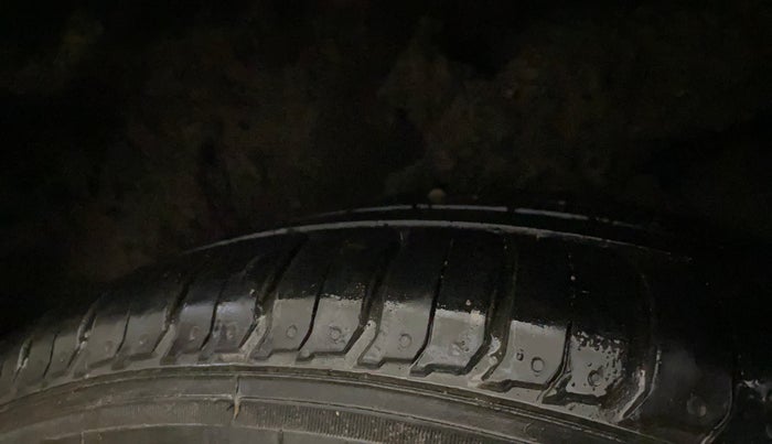 2021 Hyundai VENUE SX 1.0 TURBO IMT, Petrol, Manual, 83,029 km, Left Rear Tyre Tread