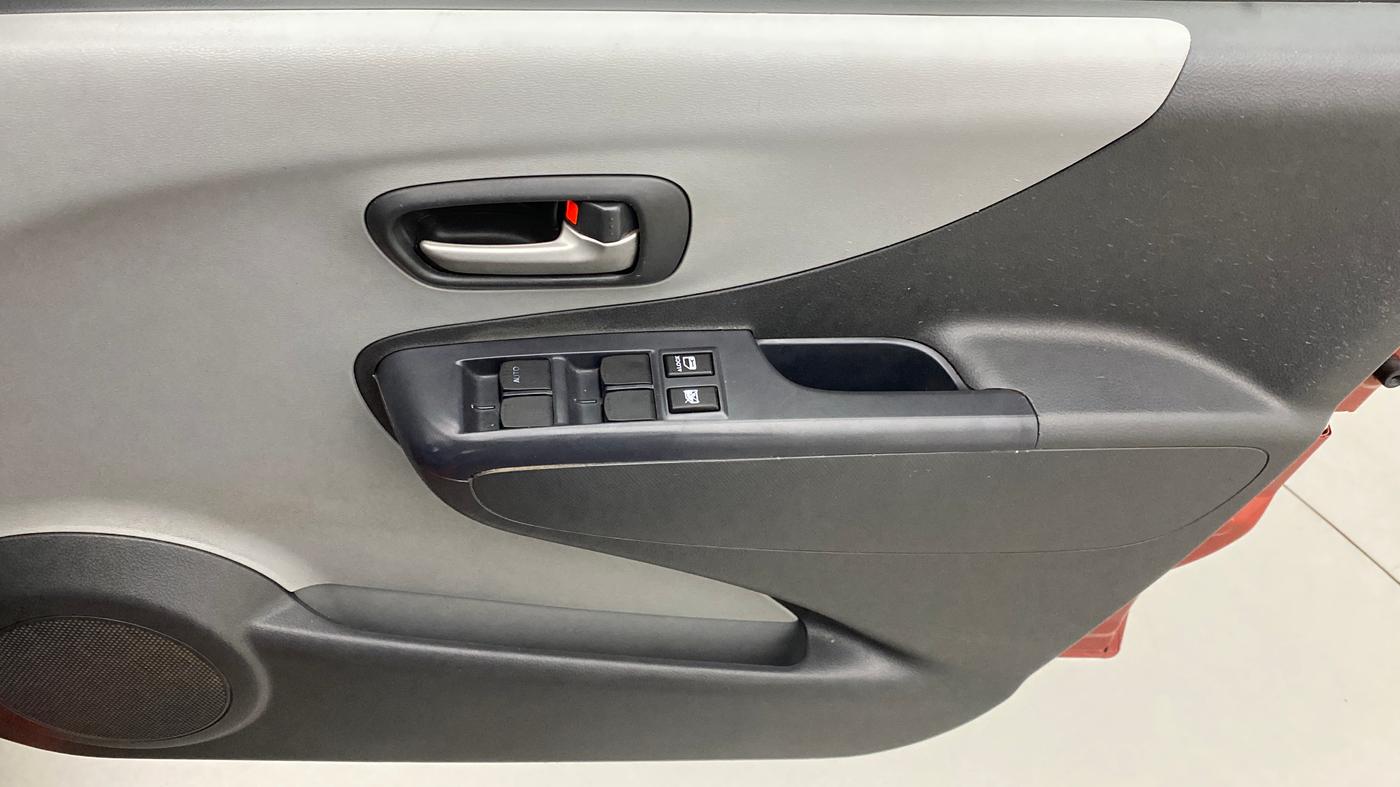 2009 Maruti A Star VXI, Petrol, Manual, 63,522 km, Driver Side Door Panels Control