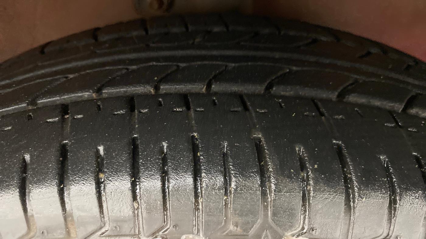 2009 Maruti A Star VXI, Petrol, Manual, 63,522 km, Right Front Tyre Tread
