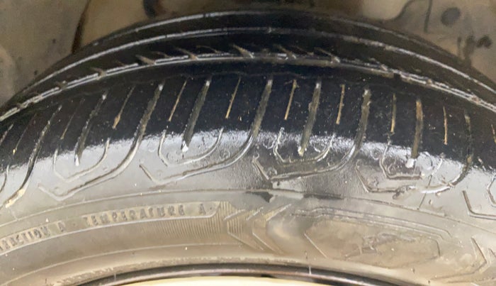 2015 Tata Zest XM PETROL, Petrol, Manual, 59,538 km, Right Front Tyre Tread
