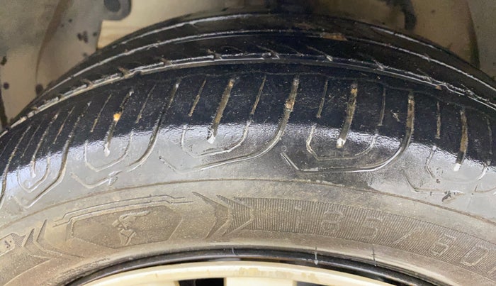 2015 Tata Zest XM PETROL, Petrol, Manual, 59,538 km, Left Front Tyre Tread