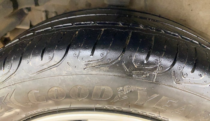 2015 Tata Zest XM PETROL, Petrol, Manual, 59,538 km, Right Rear Tyre Tread