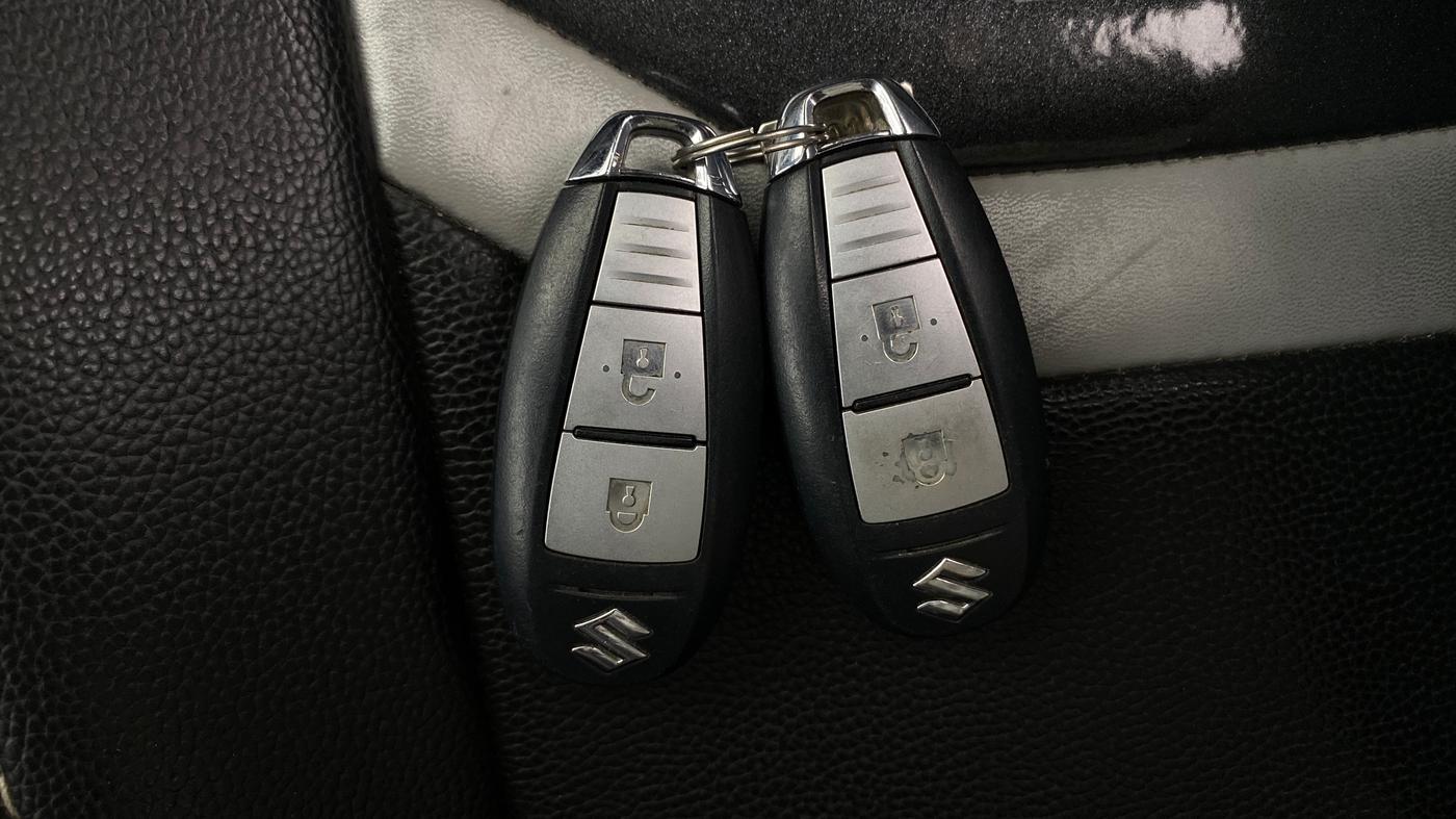 2022 Maruti Vitara Brezza ZXI PLUS, Petrol, Manual, 74,019 km, Key Close Up
