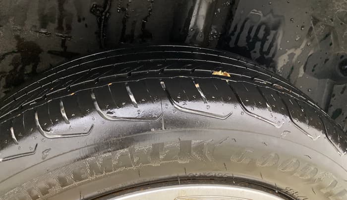 2020 Tata ALTROZ XT PETROL, Petrol, Manual, 84,437 km, Left Rear Tyre Tread