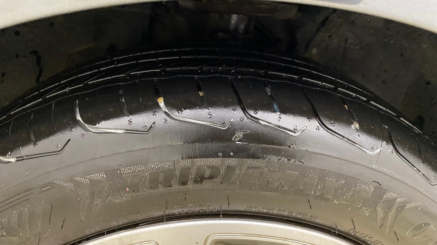 2020 Tata ALTROZ XT PETROL, Petrol, Manual, 84,437 km, Right Front Tyre Tread