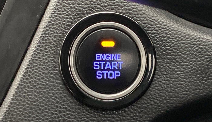 2017 Hyundai i20 Active 1.2 SX, Petrol, Manual, 22,310 km, Keyless Start/ Stop Button