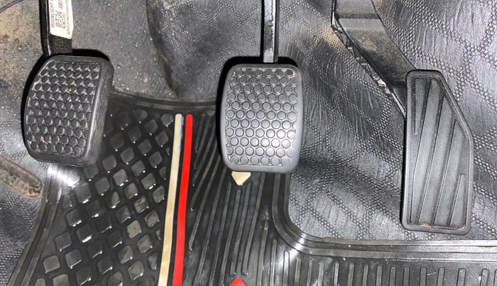 2022 Maruti Alto VXI, Petrol, Manual, 40,189 km, Pedals