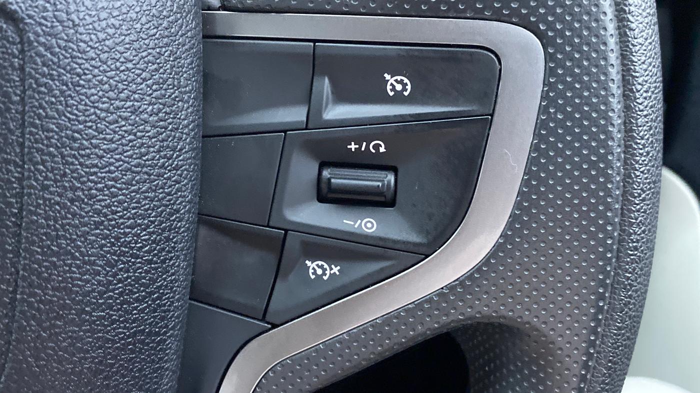 2021 Tata Safari XT+2.0 KRYOTEC, Diesel, Manual, 6,442 km, Adaptive Cruise Control