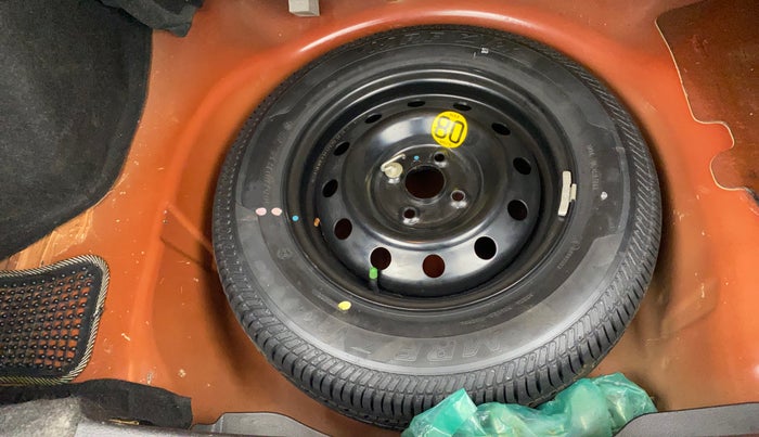 2016 Maruti Swift Dzire ZXI, Petrol, Manual, 29,557 km, Spare Tyre