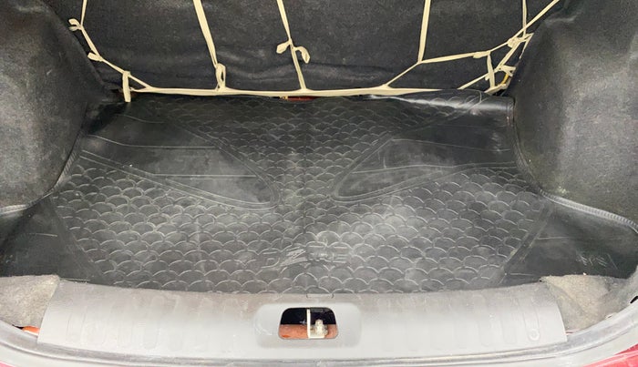 2016 Maruti Swift Dzire ZXI, Petrol, Manual, 29,557 km, Boot Inside