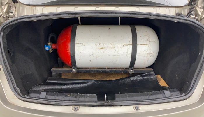 2019 Tata TIGOR XZ PETROL, CNG, Manual, 79,804 km, Boot Inside