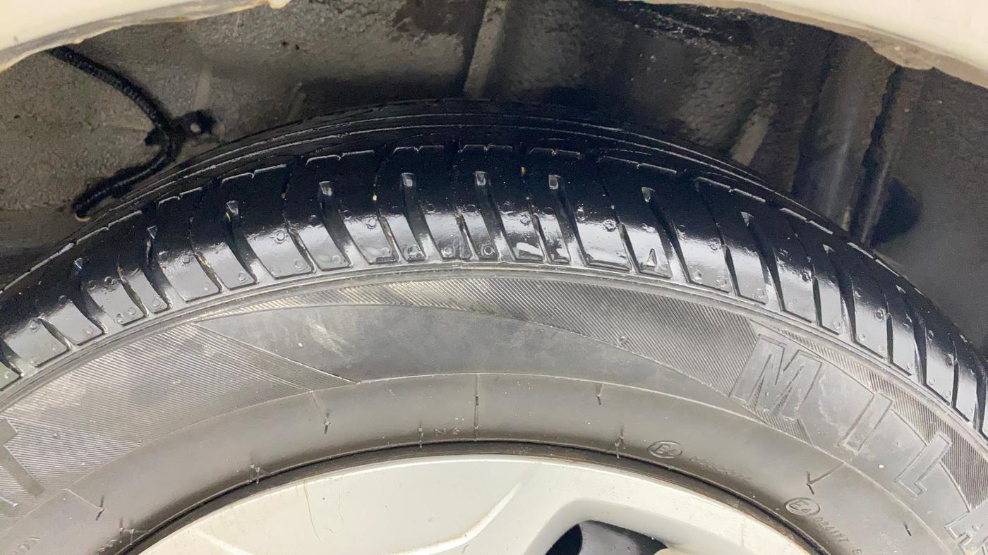 2019 Tata TIGOR XZ PETROL, CNG, Manual, 79,916 km, Left Rear Tyre Tread