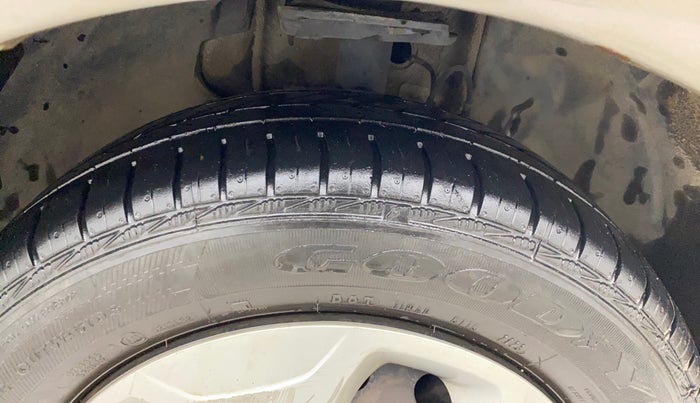 2019 Tata TIGOR XZ PETROL, CNG, Manual, 79,804 km, Right Front Tyre Tread