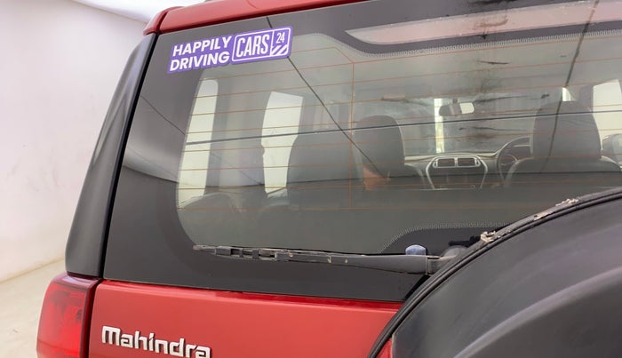 2017 Mahindra TUV300 T8 AMT, Diesel, Automatic, 1,35,545 km, Rear Wiper