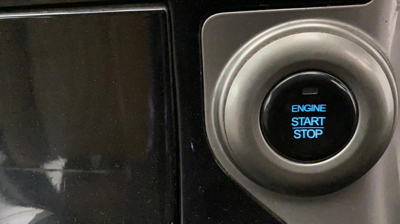 2020 Mahindra XUV500 W11, Diesel, Manual, 66,281 km, Keyless Start/ Stop Button
