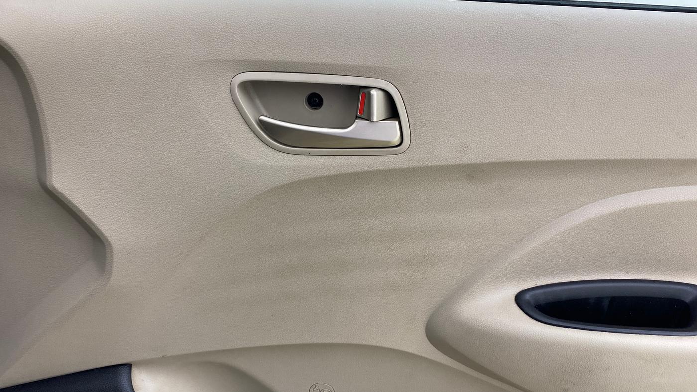 2019 Hyundai NEW SANTRO SPORTZ MT, Petrol, Manual, 35,542 km, Driver Side Door Panels Control
