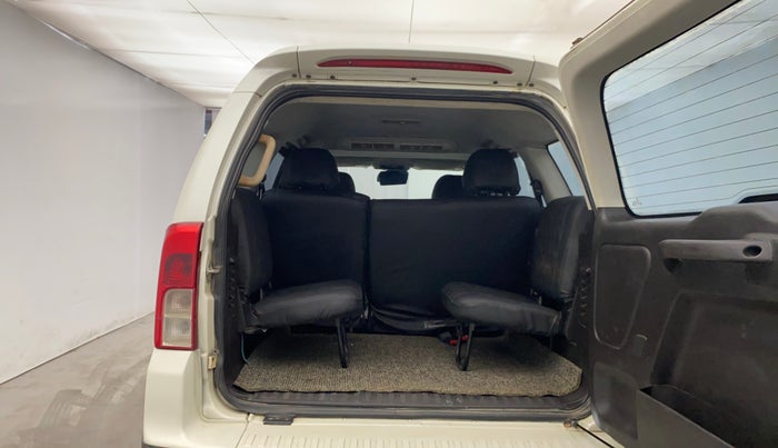 2019 Tata Safari Storme 2.2 EX 4X2, Diesel, Manual, 1,39,127 km, Boot Inside