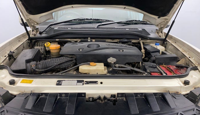 2019 Tata Safari Storme 2.2 EX 4X2, Diesel, Manual, 1,39,127 km, Engine View