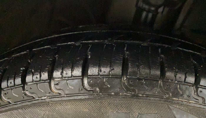 2019 Datsun Redi Go S 1.0, Petrol, Manual, 34,875 km, Right Front Tyre Tread